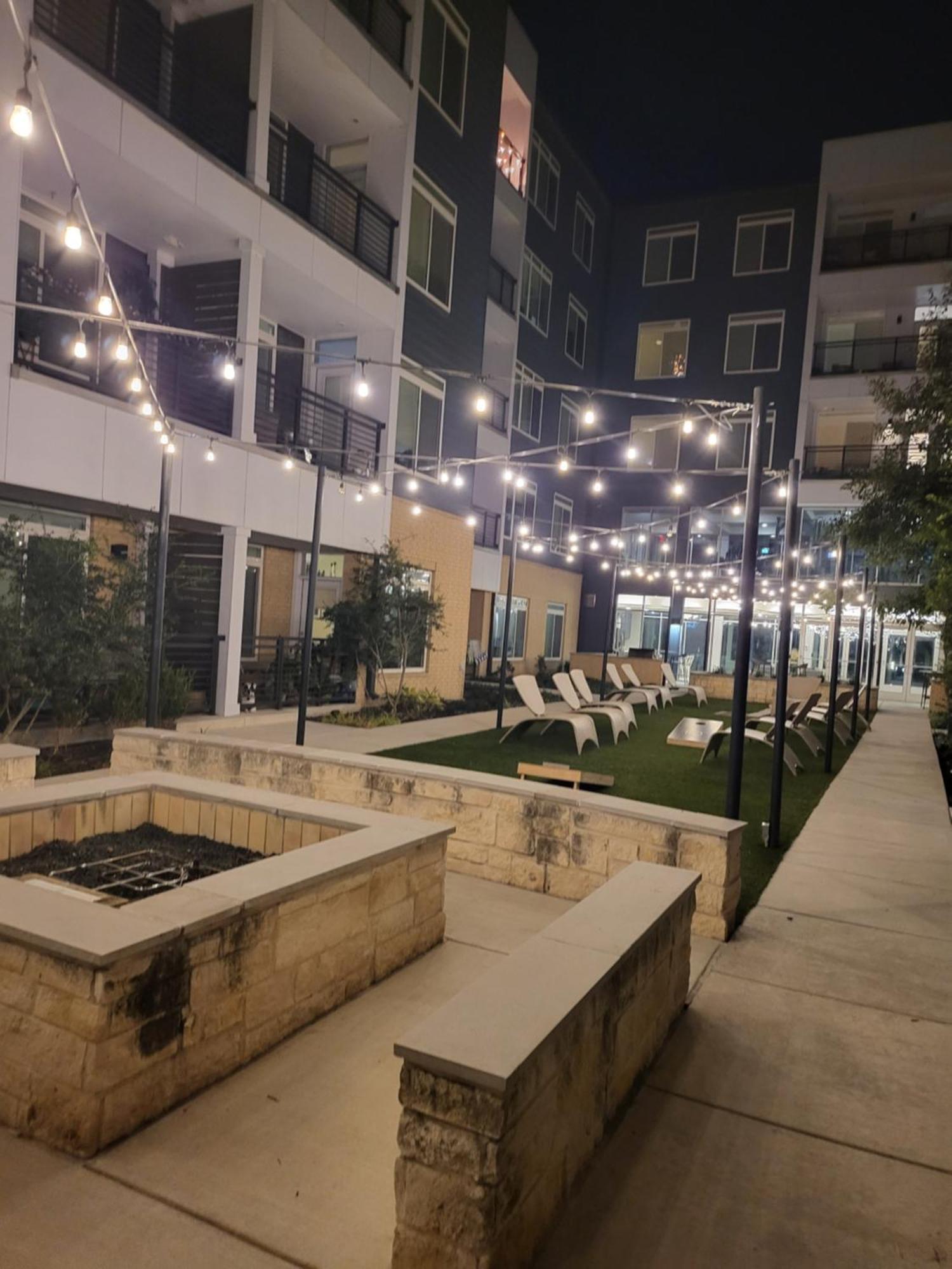 Beautiful Condo On Riverwalk W King Ste Free Parking Pet Friendly Centrally Located On The Riverwalk ซานอันโตนิโอ ภายนอก รูปภาพ